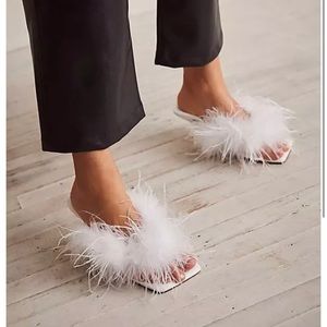 Free People Jeffrey Campbell Mariah Feather Thong Sandal Orange Feathers 9 SG-2